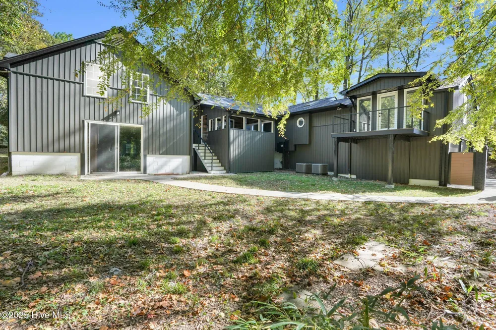 3301 Archdale Drive Charlotte, NC 28210