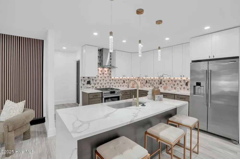 3301 Archdale Drive Charlotte, NC 28210
