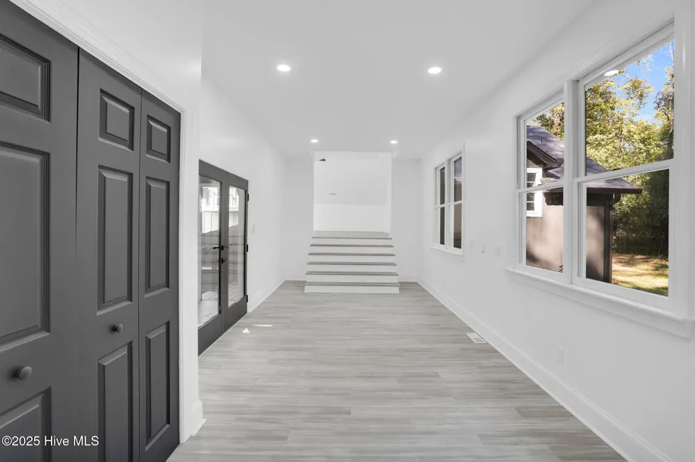 3301 Archdale Drive Charlotte, NC 28210