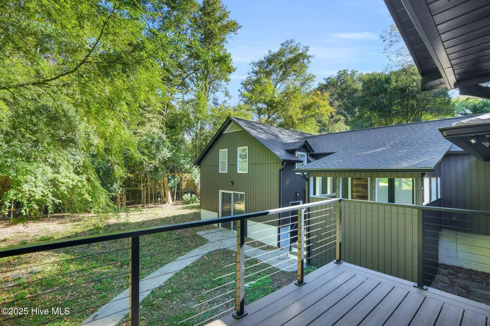 3301 Archdale Drive Charlotte, NC 28210