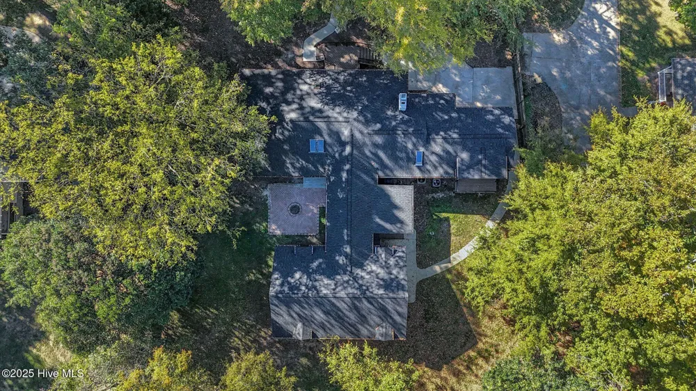 3301 Archdale Drive Charlotte, NC 28210