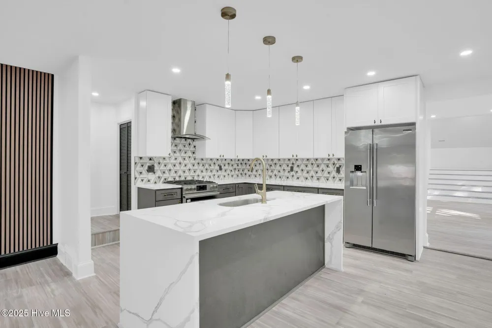 3301 Archdale Drive Charlotte, NC 28210