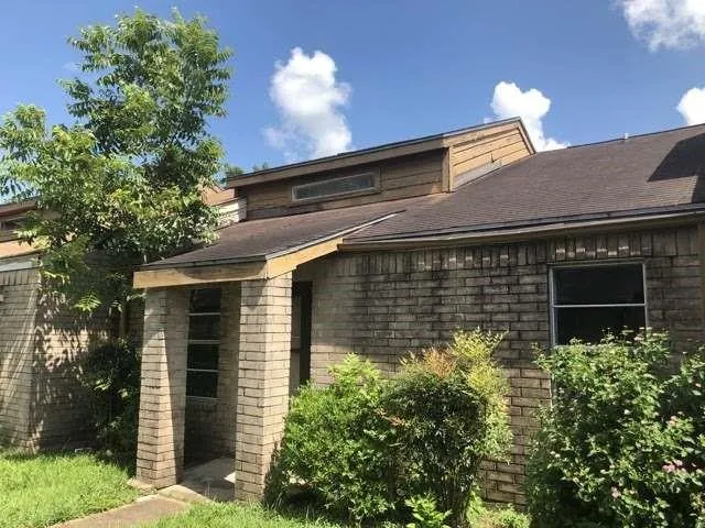 811 Buchta Road #C Angleton, TX 77515