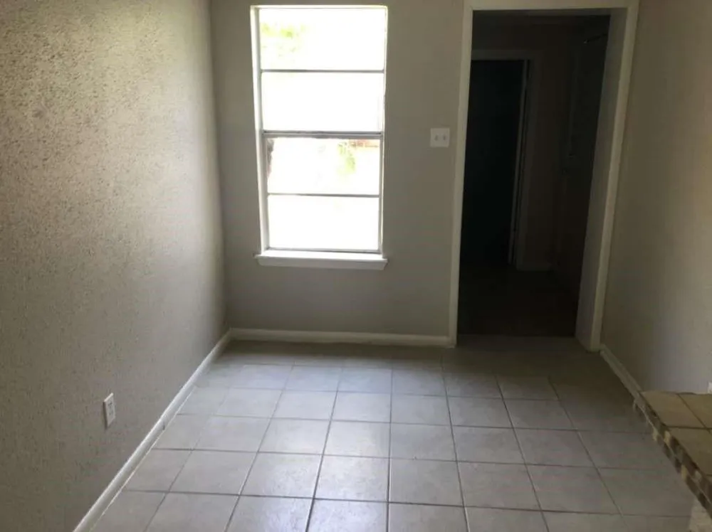 811 Buchta Road #C Angleton, TX 77515