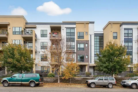 820 Emerald Street #307