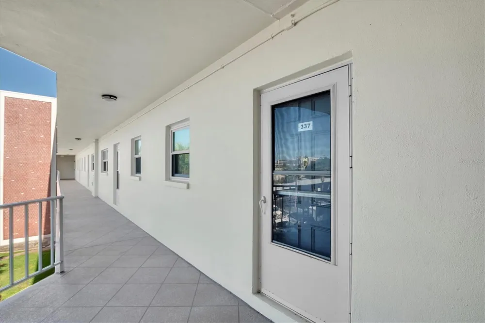 5575 GULF BOULEVARD #337 St Pete Beach, FL 33706