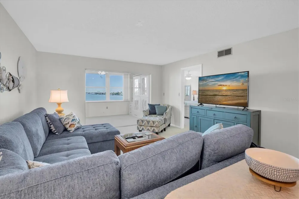5575 GULF BOULEVARD #337 St Pete Beach, FL 33706