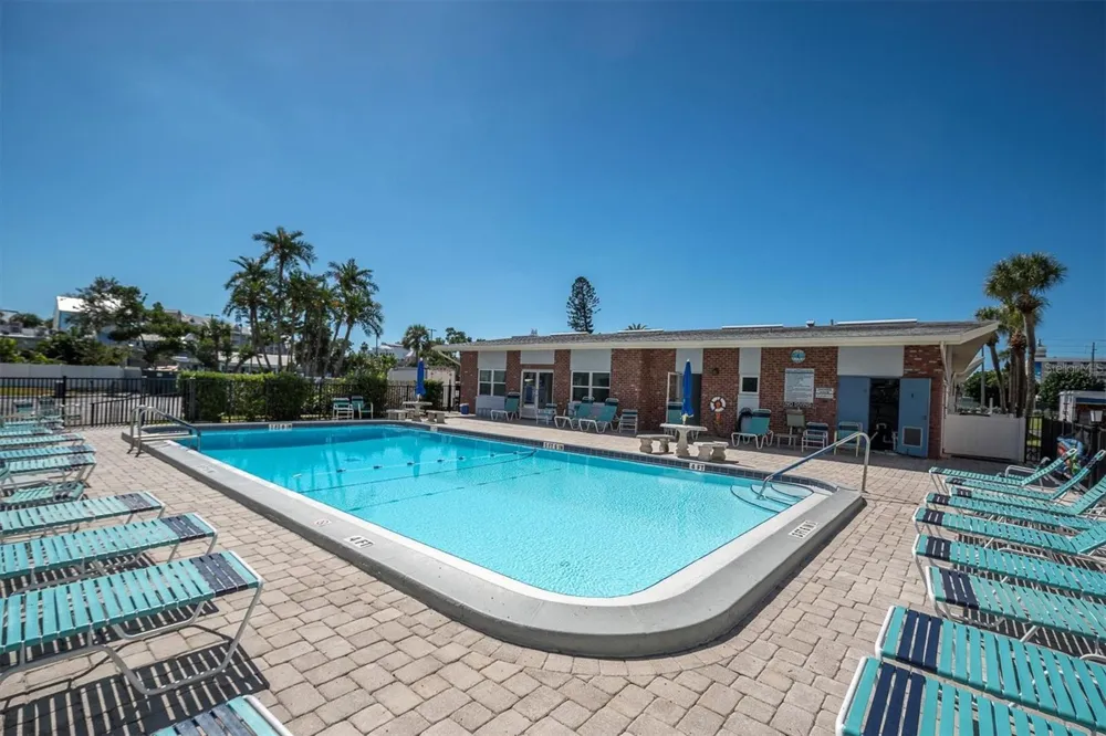 5575 GULF BOULEVARD #337 St Pete Beach, FL 33706