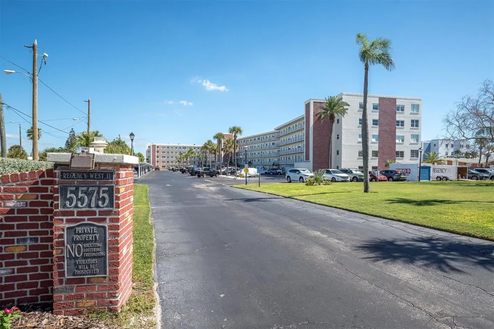 5575 GULF BOULEVARD #337 St Pete Beach, FL 33706
