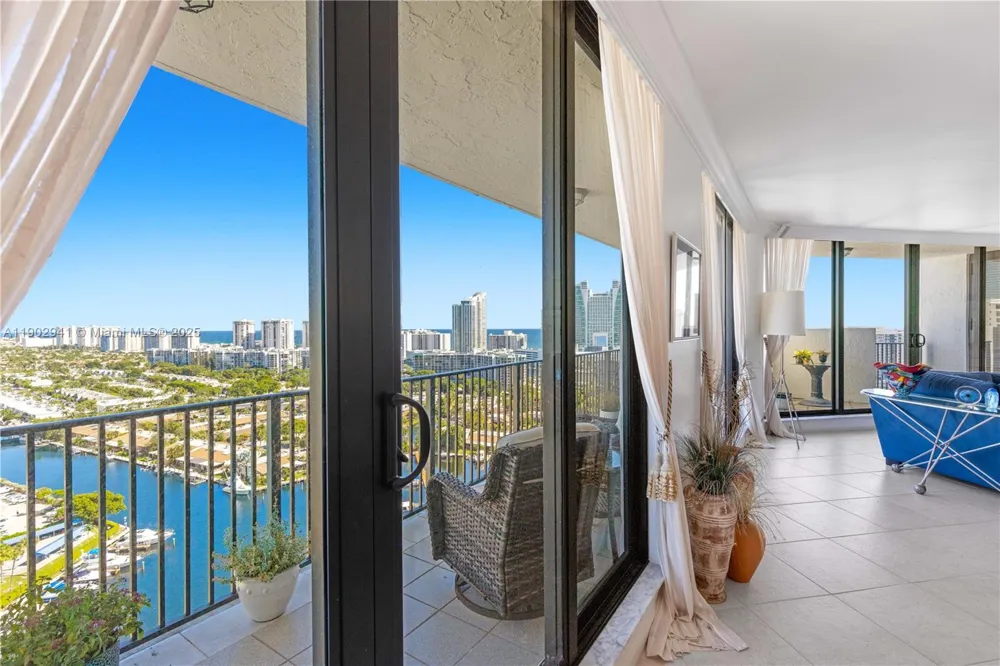 300 Three Islands Blvd #PH2A Hallandale Beach, FL 33009
