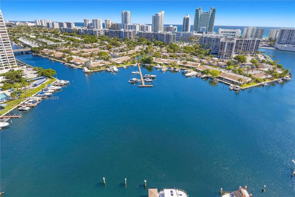 300 Three Islands Blvd #PH2A Hallandale Beach, FL 33009