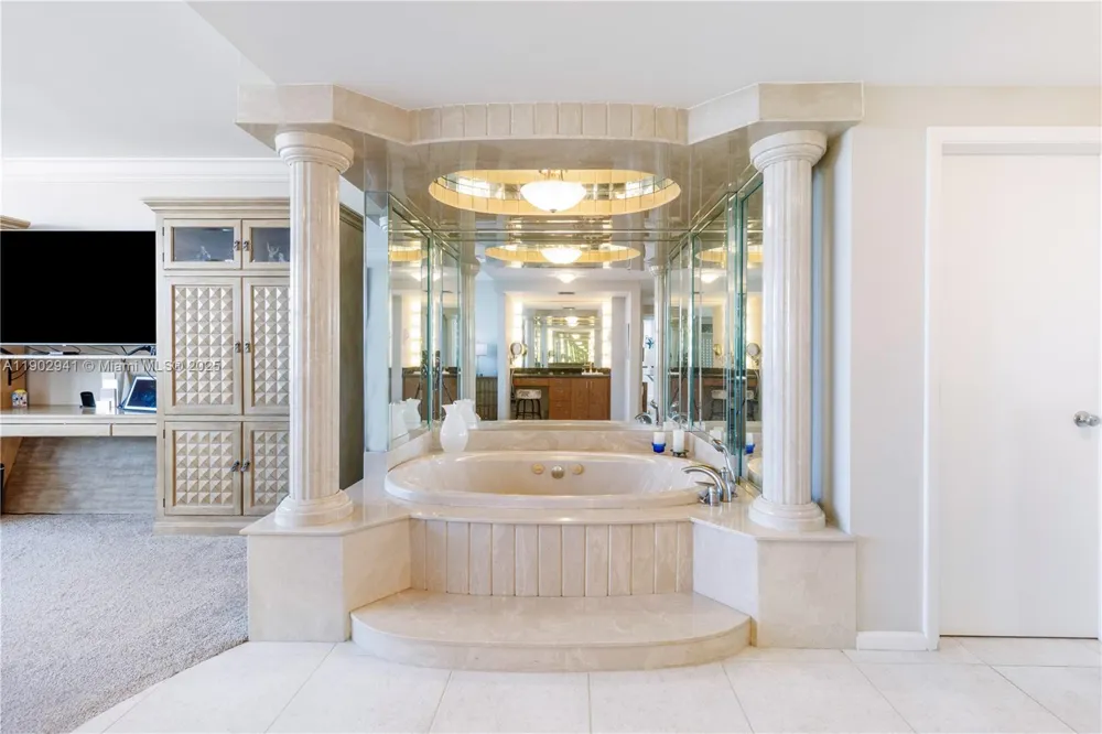 300 Three Islands Blvd #PH2A Hallandale Beach, FL 33009