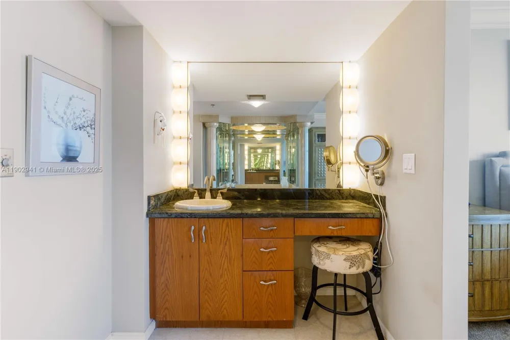 300 Three Islands Blvd #PH2A Hallandale Beach, FL 33009