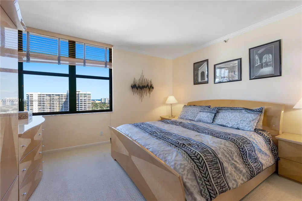 300 Three Islands Blvd #PH2A Hallandale Beach, FL 33009