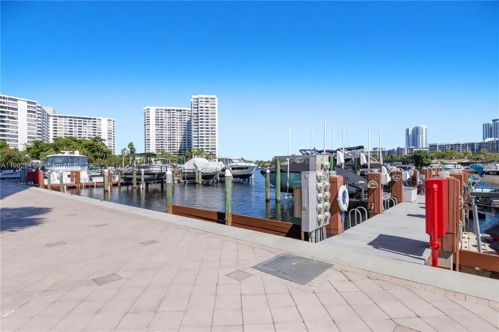 300 Three Islands Blvd #PH2A Hallandale Beach, FL 33009