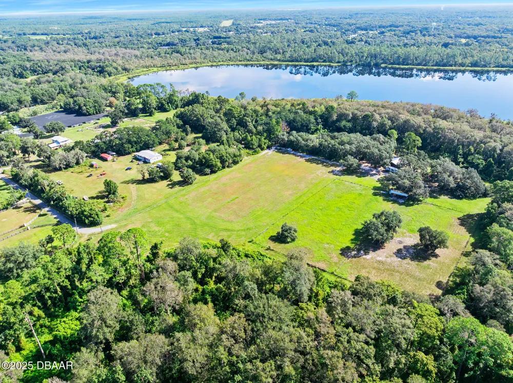 Roberts Road Pierson, FL 32180