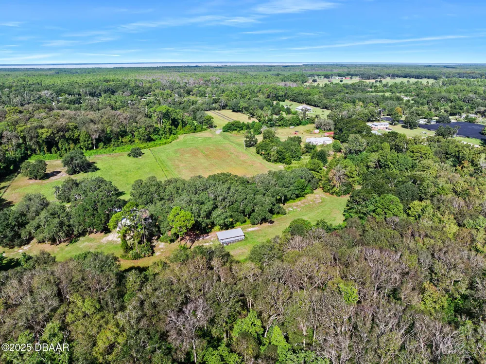 Roberts Road Pierson, FL 32180