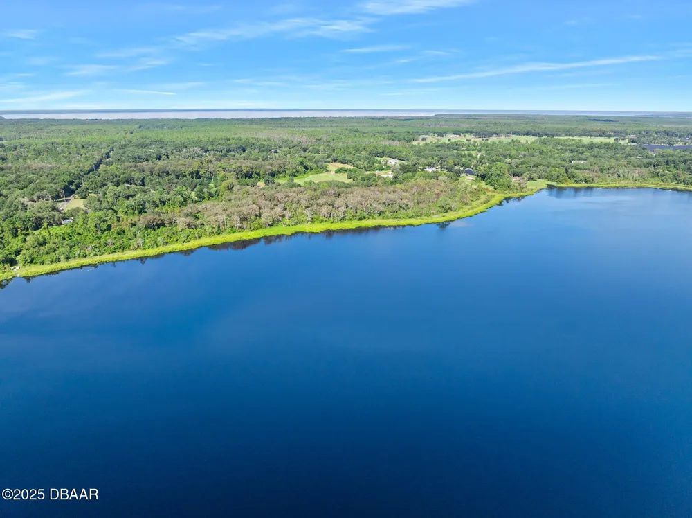 Roberts Road Pierson, FL 32180
