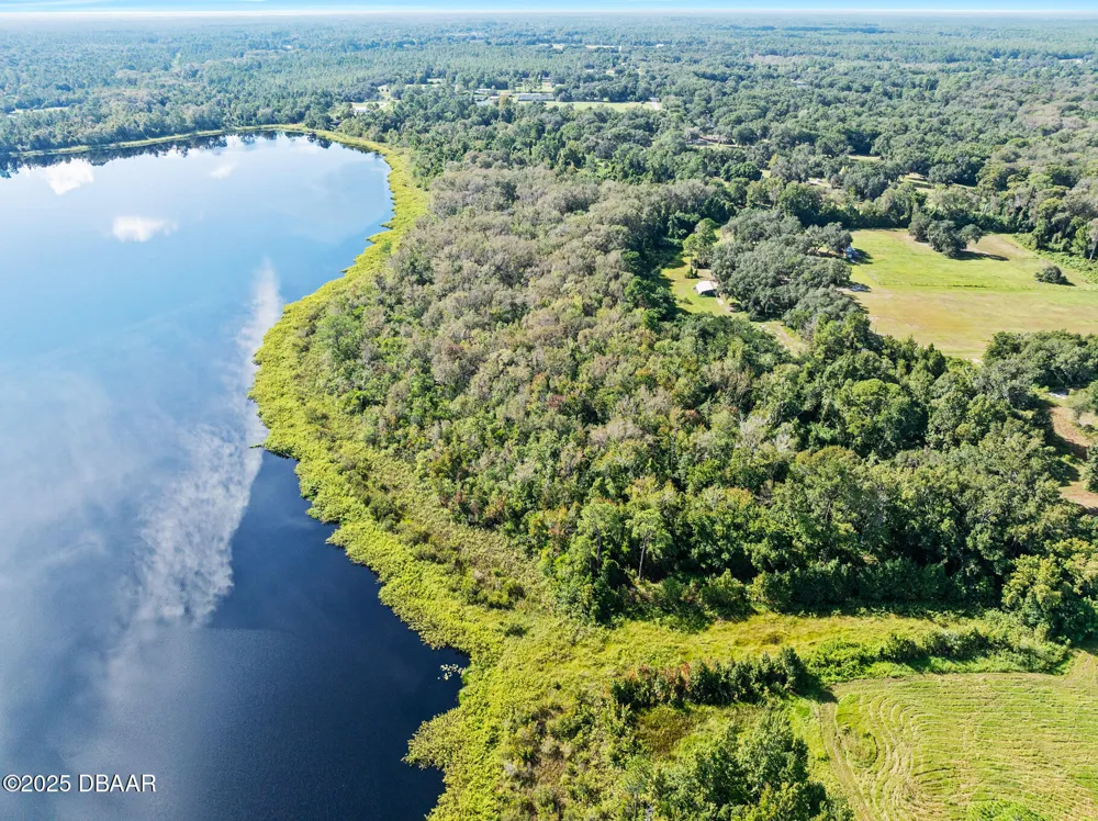 Roberts Road Pierson, FL 32180