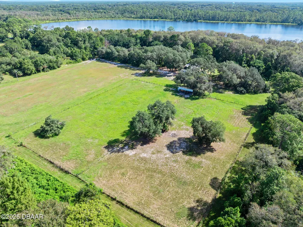 Roberts Road Pierson, FL 32180