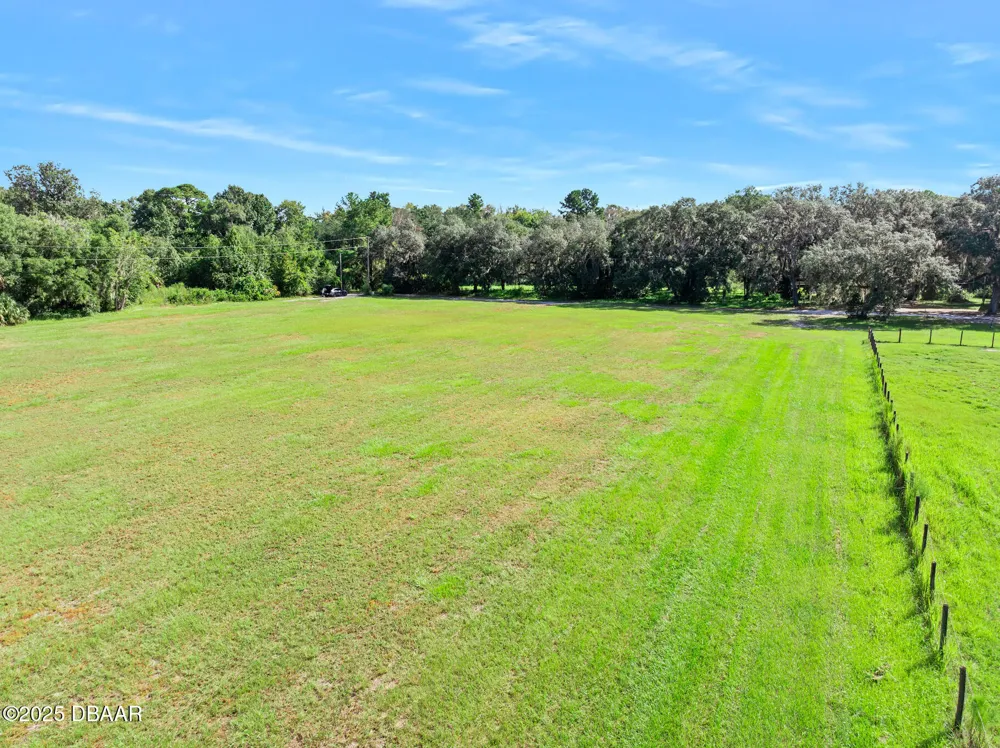 Roberts Road Pierson, FL 32180