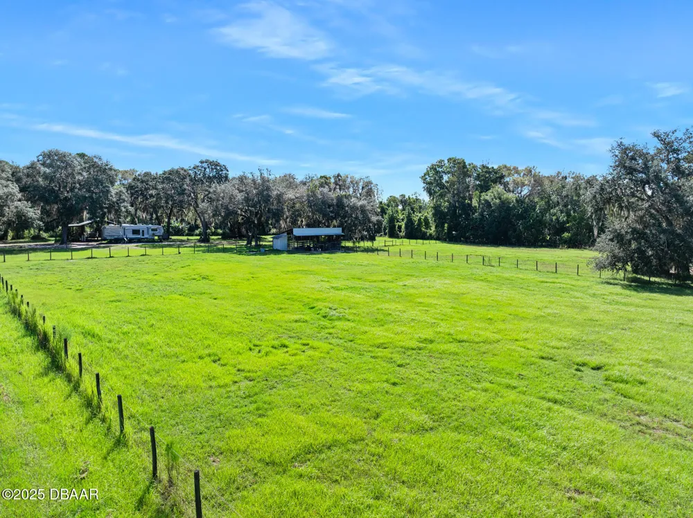 Roberts Road Pierson, FL 32180
