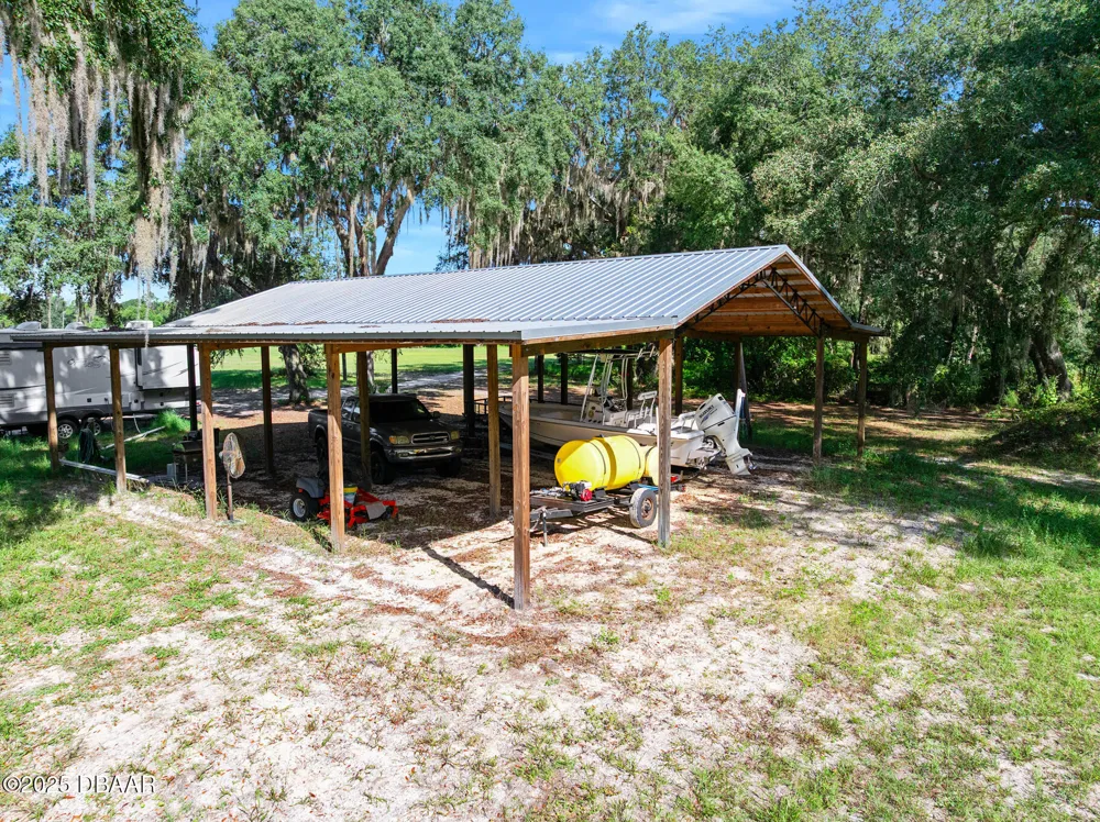 Roberts Road Pierson, FL 32180