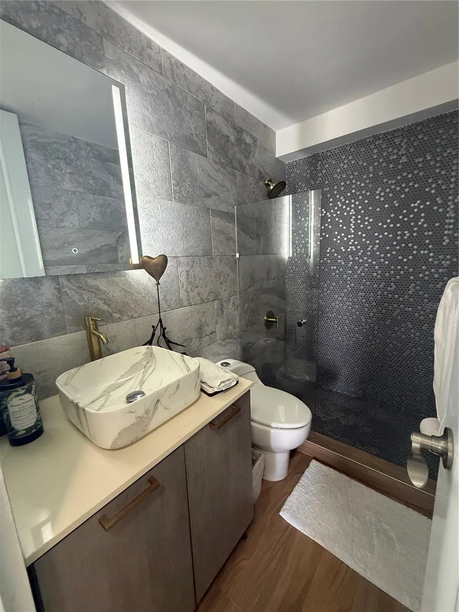 3001 ave isla verde PLAZA DEL MAR #405 Carolina, PR 00979