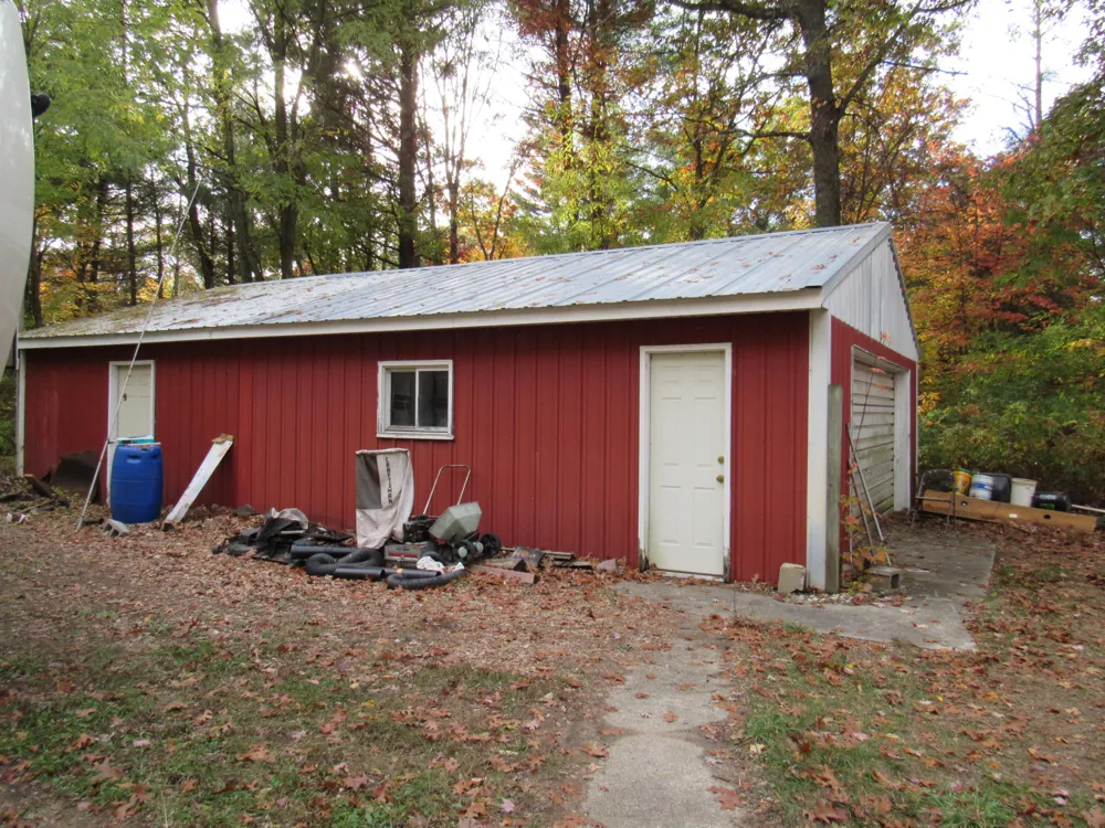 4015 Wilson Beach Road Twin Lake, MI 49457