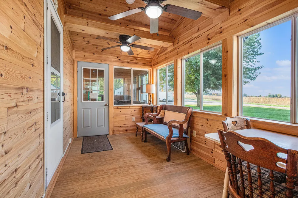 53027 Twin Lakes Road Dowagiac, MI 49047