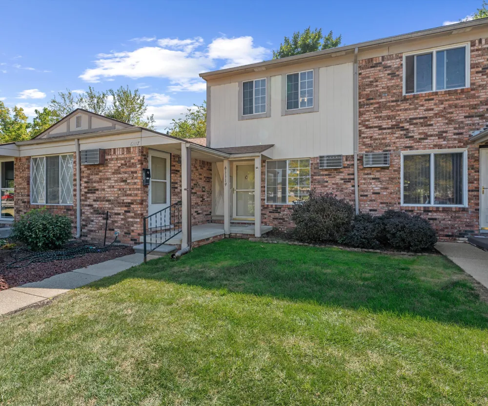 61119 Heritage Boulevard #3 South Lyon, MI 48178