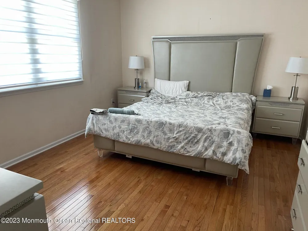 8 Dwight Drive Ocean, NJ 07712