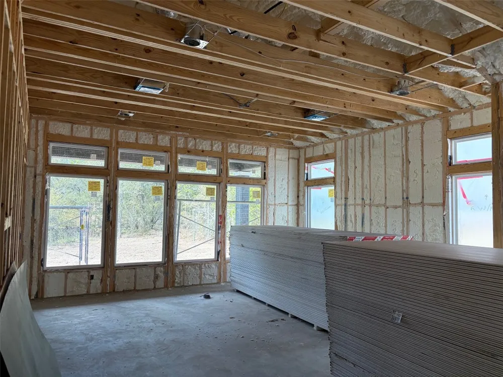 184 William Hersee Drive Bastrop, TX 78602