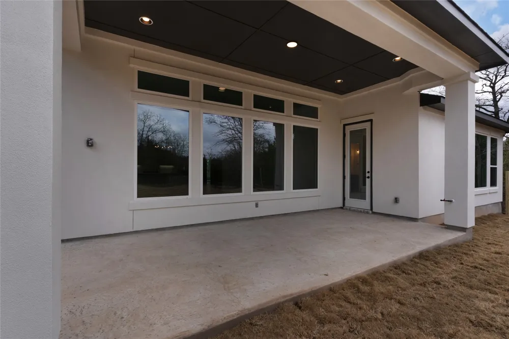 184 William Hersee Drive Bastrop, TX 78602