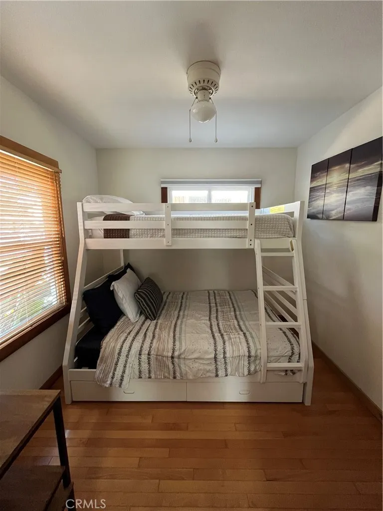 406 11th Huntington Beach, CA 92648