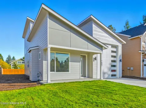 1607 Gondola Court