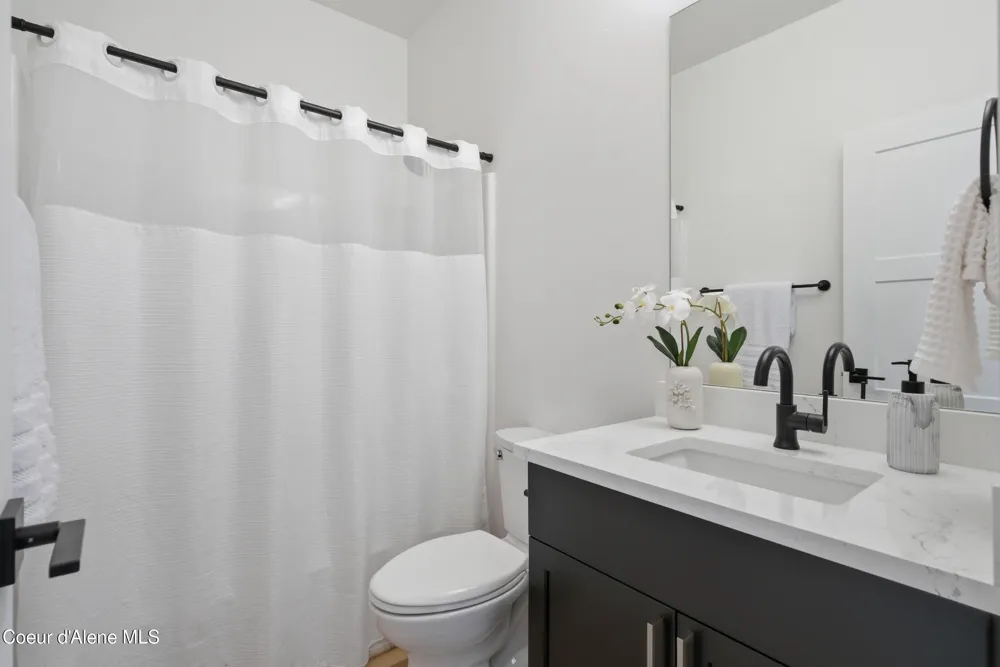 1607 Gondola Court Sandpoint, ID 83864