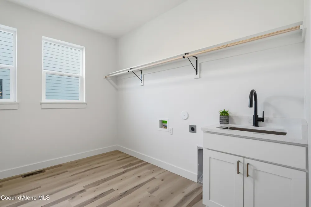 1607 Gondola Court Sandpoint, ID 83864