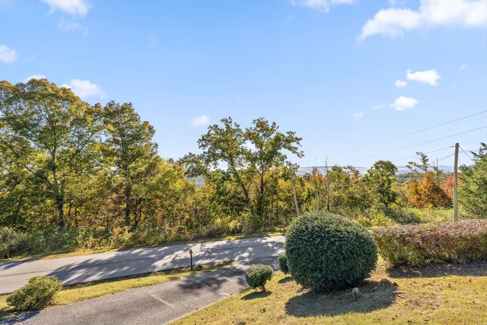 Clearview Drive Ringgold, GA 30736