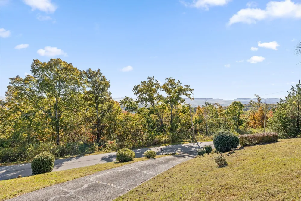 Clearview Drive Ringgold, GA 30736