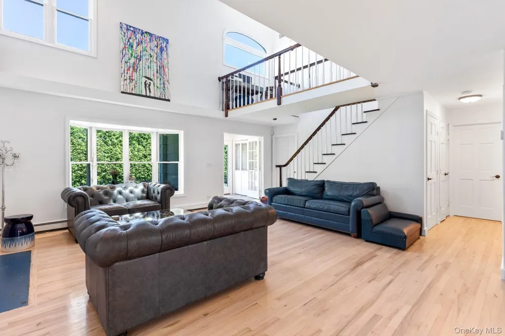137 South Road Westhampton, NY 11977