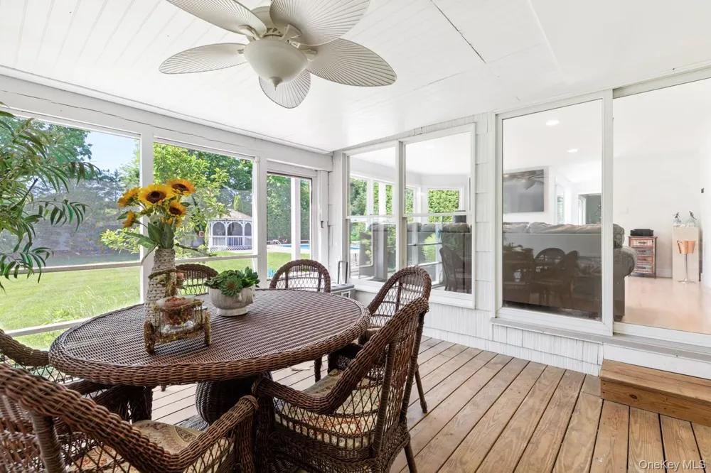 137 South Road Westhampton, NY 11977