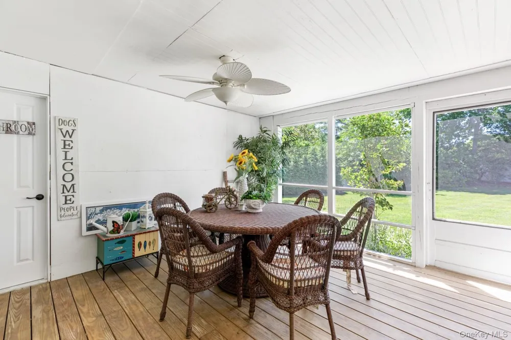 137 South Road Westhampton, NY 11977