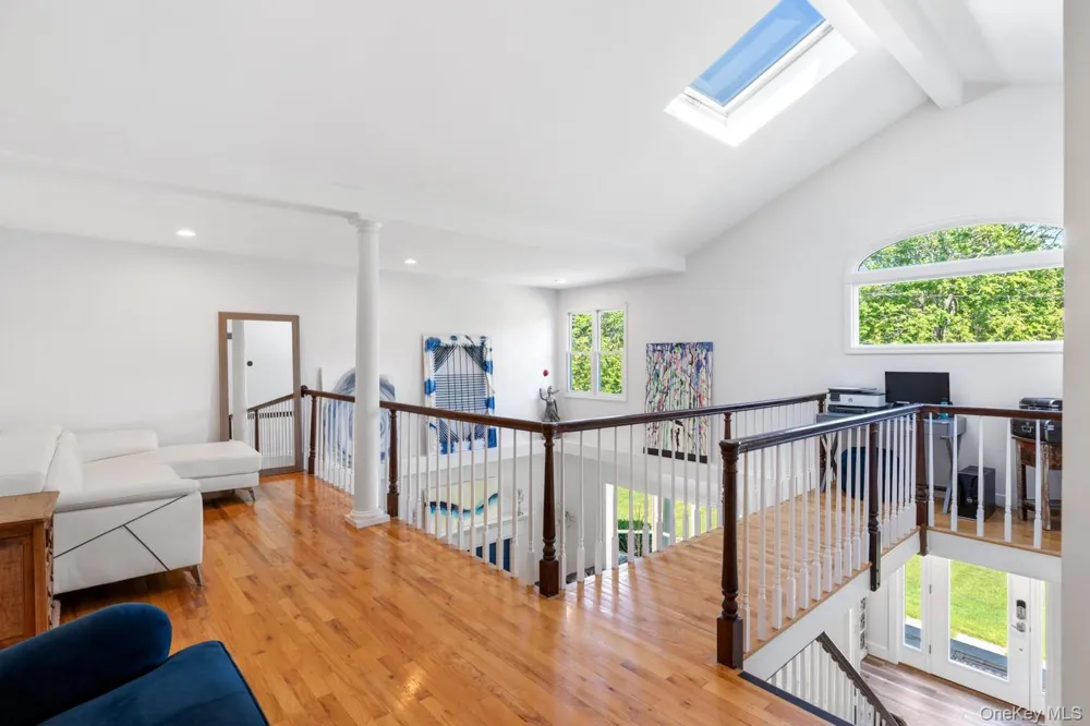 137 South Road Westhampton, NY 11977