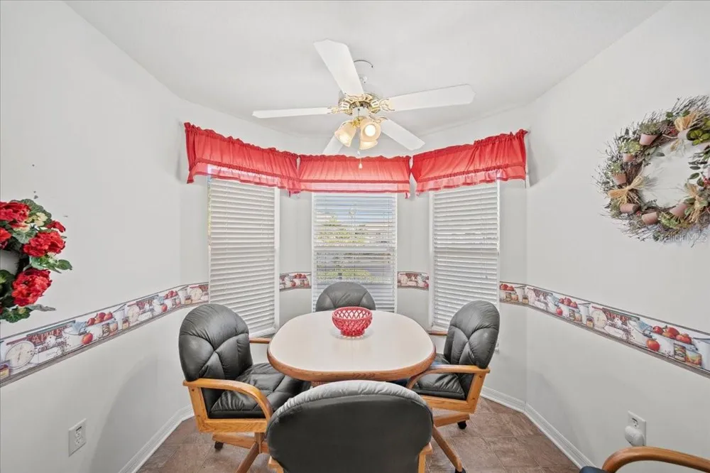 364 LAKE SUZANNE DRIVE Lake Wales, FL 33859