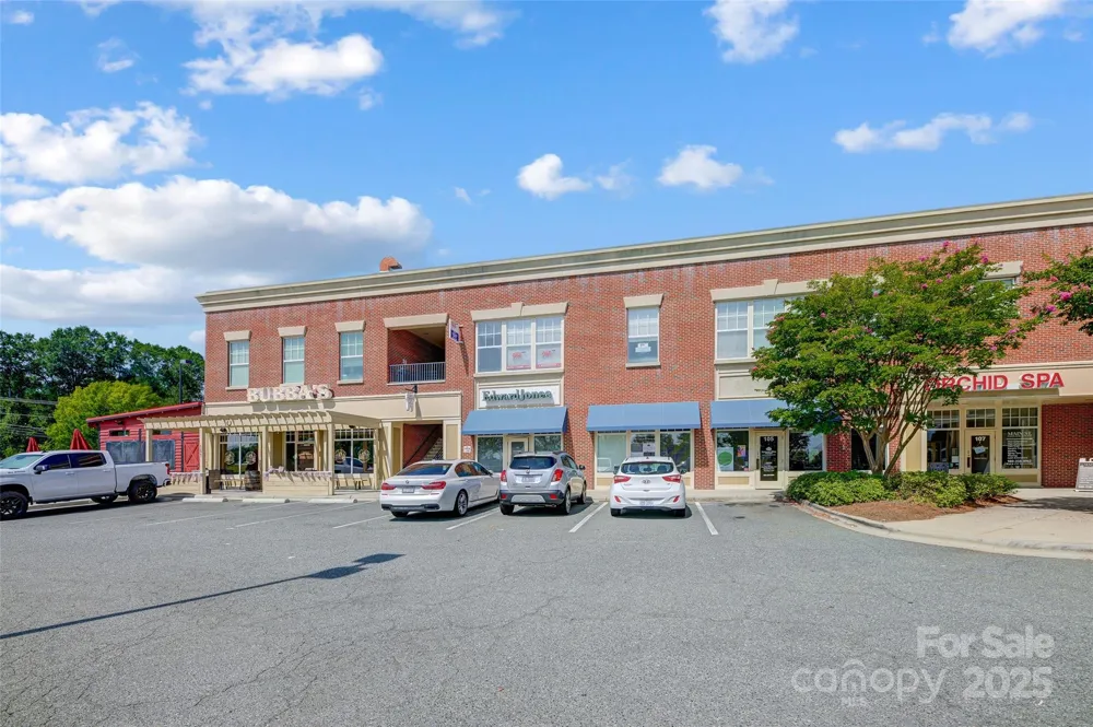3642 Waterloo Drive Harrisburg, NC 28075