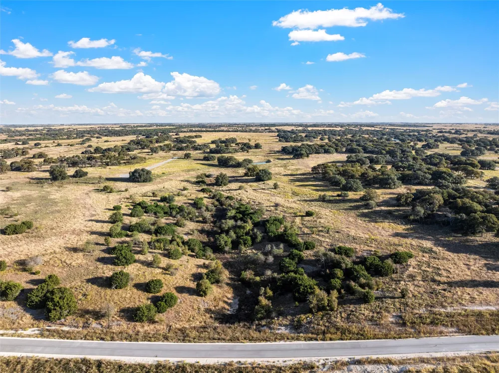 205 Yellowstone Drive Oglesby, TX 76561