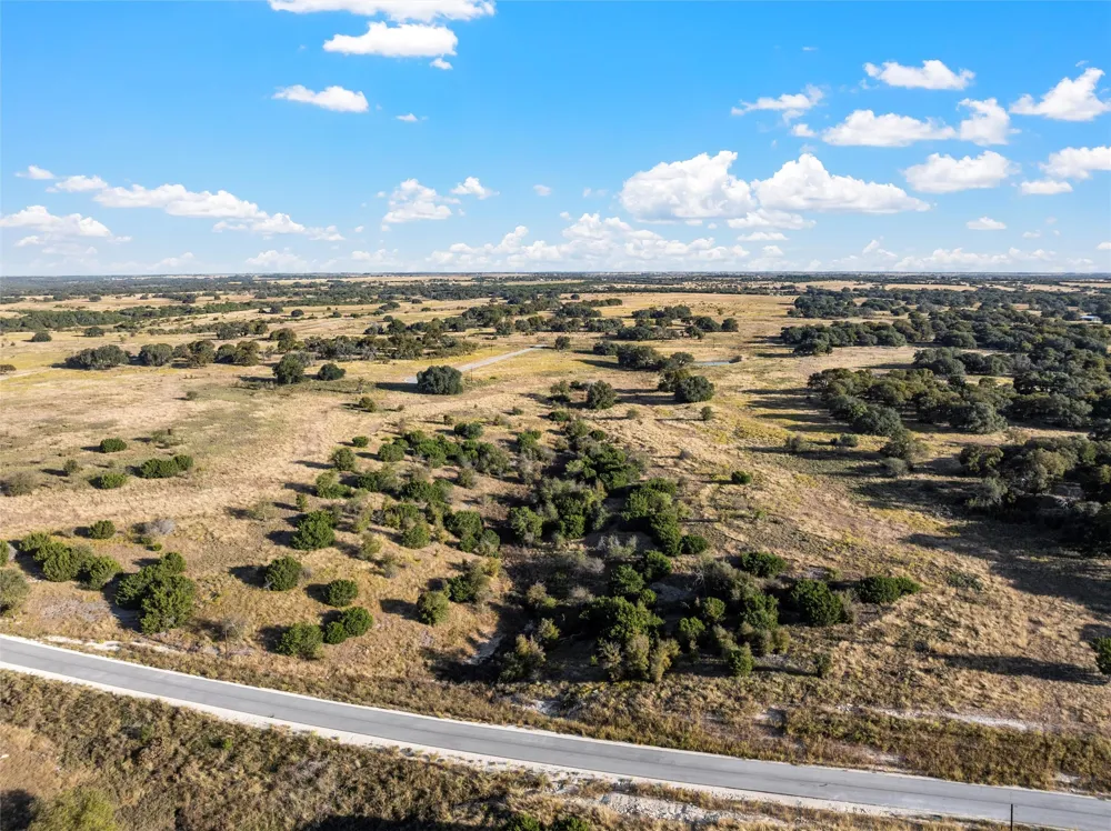 205 Yellowstone Drive Oglesby, TX 76561
