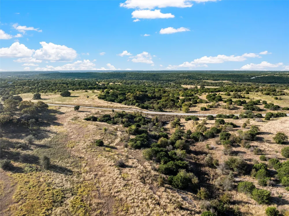 205 Yellowstone Drive Oglesby, TX 76561