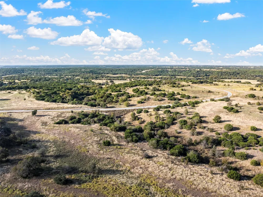 205 Yellowstone Drive Oglesby, TX 76561